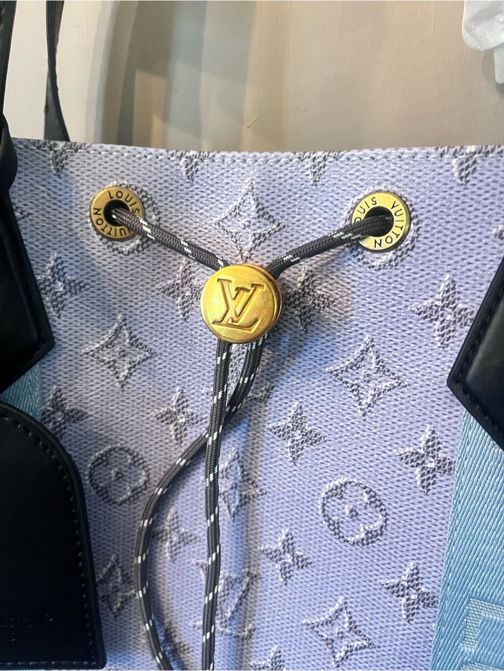 Louis Vuitton look a like Lavender Monogram Tote with Light Blue Straps - Picture 4 of 12